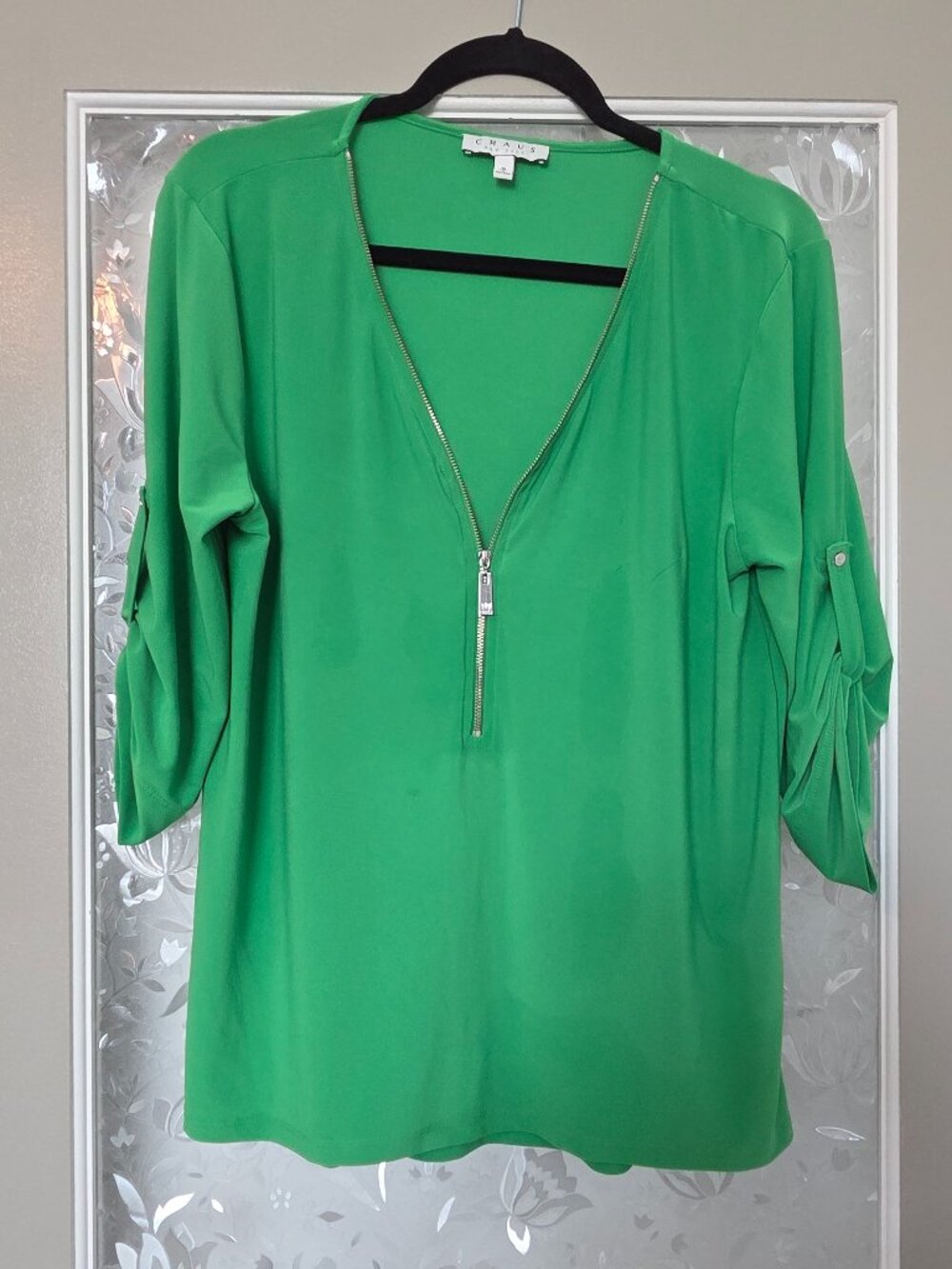 Chaus Green V-Neck Zip Front Women's Top - size M